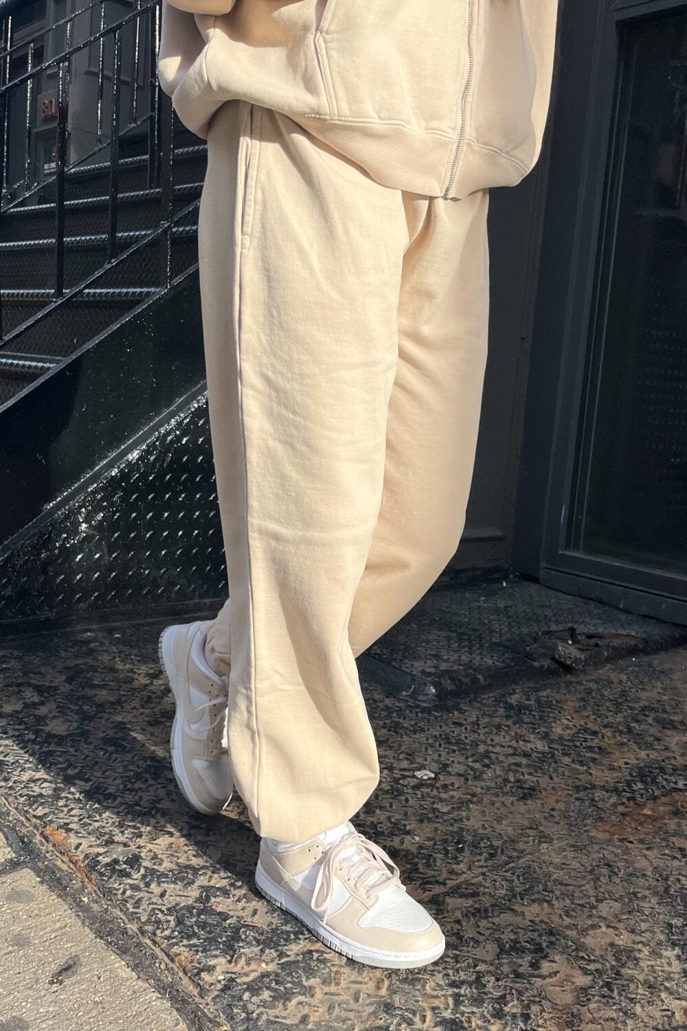 Clothing Tops-Rosa Sweatpants