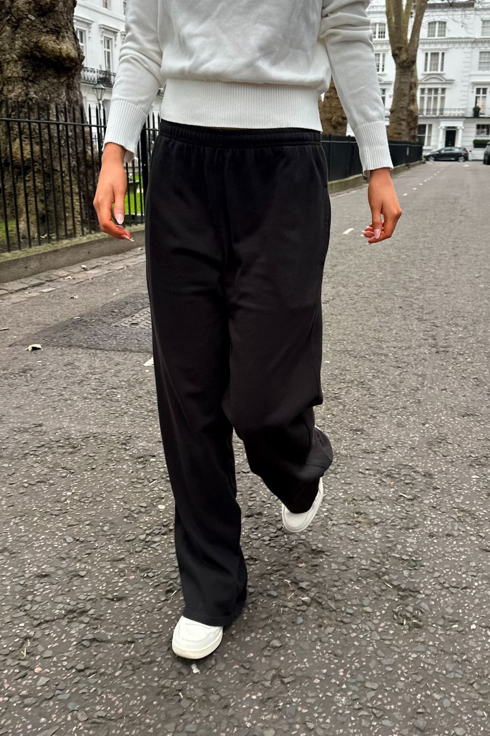 Dorothy Saari-Anastasia Sweatpants